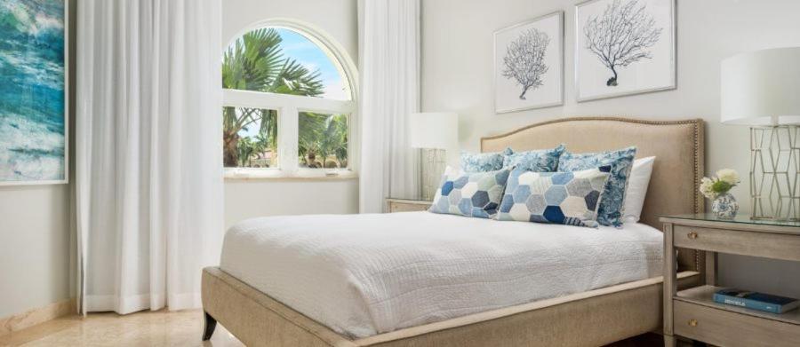 The Tuscany On Grace Bay Εξωτερικό φωτογραφία